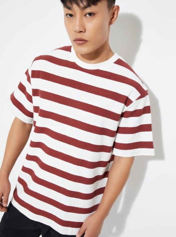 URB_N Men Striped T-shirt